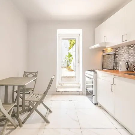 Apartment Guestready - Sunny & Spacious 2br Sao Domingos de Rana