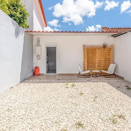 Apartment Guestready - Sunny & Spacious 2br Sao Domingos de Rana