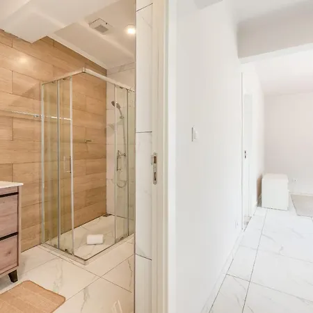 Guestready - Sunny & Spacious 2br Apartment *